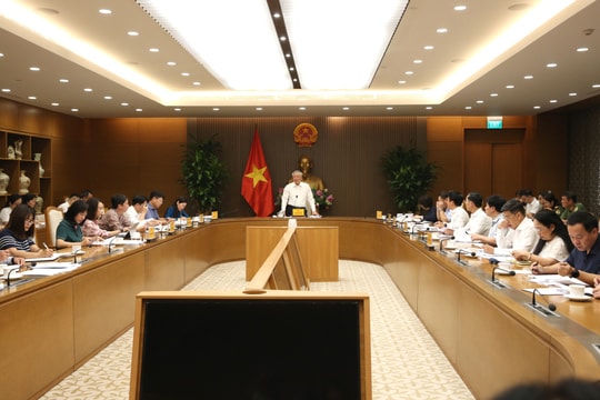 Hoàn thiện khung thể chế cho Trung tâm tài chính quốc tế: Ưu tiên chất lượng, bảo đảm tầm nhìn dài hạn Hoàn thiện khung thể chế cho Trung tâm tài chính quốc tế: Ưu tiên chất lượng, bảo đảm tầm nhìn dài hạn