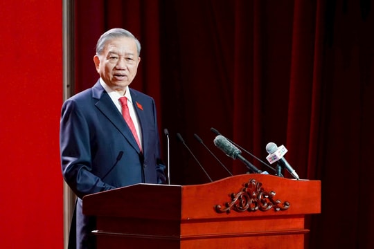Tổng Bí thư Tô Lâm: TP.HCM phải xuất sắc và trở thành hình mẫu siêu đô thị thông minh Tổng Bí thư Tô Lâm: TP.HCM phải xuất sắc và trở thành hình mẫu siêu đô thị thông minh