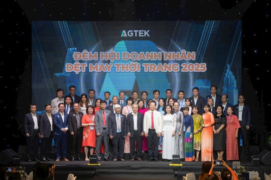 Ngày Hội Doanh nhân Dệt May Thời Trang TP.HCM 2025 Ngày Hội Doanh nhân Dệt May Thời Trang TP.HCM 2025