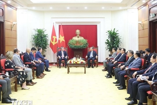 Tổng Bí thư đề nghị Tập đoàn Mỹ đẩy nhanh triển khai các dự án dầu khí tại Việt Nam Tổng Bí thư đề nghị Tập đoàn Mỹ đẩy nhanh triển khai các dự án dầu khí tại Việt Nam