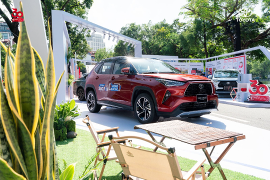 Toyota nối dài chuỗi thành tích thương hiệu ngoại bán chạy nhất Việt Nam Toyota nối dài chuỗi thành tích thương hiệu ngoại bán chạy nhất Việt Nam