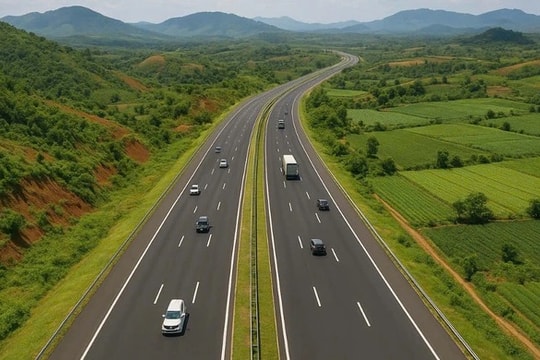 Khởi động dự án cao tốc Quy Nhơn - Pleiku, hướng tới hoàn thành năm 2029 Khởi động dự án cao tốc Quy Nhơn - Pleiku, hướng tới hoàn thành năm 2029