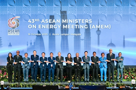 Hợp tác năng lượng ASEAN: Động lực cho tăng trưởng xanh và an ninh khu vực Hợp tác năng lượng ASEAN: Động lực cho tăng trưởng xanh và an ninh khu vực