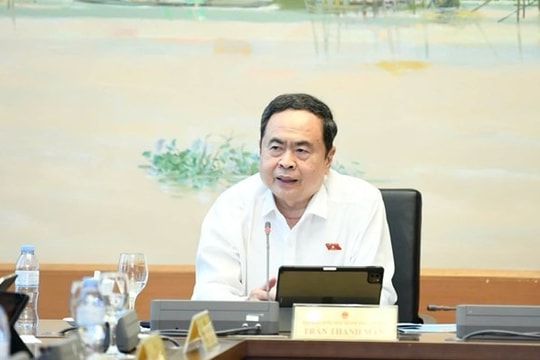 Chủ tịch Quốc hội đề nghị tạo cơ chế ưu đãi để thu hút đầu tư tư nhân vào hạ tầng hàng không Chủ tịch Quốc hội đề nghị tạo cơ chế ưu đãi để thu hút đầu tư tư nhân vào hạ tầng hàng không