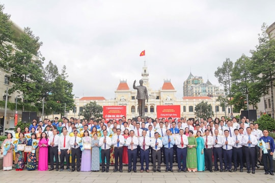 “Dân vận khéo” - Chìa khóa để TP.HCM phát triển bền vững, nghĩa tình “Dân vận khéo” - Chìa khóa để TP.HCM phát triển bền vững, nghĩa tình