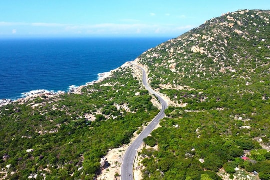 Đề xuất xây cầu vượt biển kết nối sân bay Cam Ranh với khu vực Ninh Thuận cũ Đề xuất xây cầu vượt biển kết nối sân bay Cam Ranh với khu vực Ninh Thuận cũ