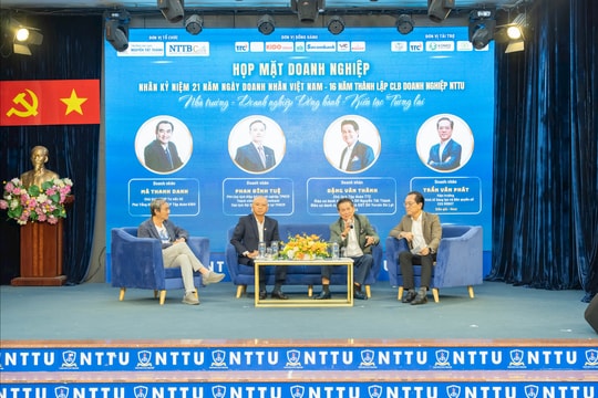 Trường Đại học Nguyễn Tất Thành họp mặt doanh nghiệp nhân kỷ niệm 21 năm Ngày Doanh nhân Việt Nam Trường Đại học Nguyễn Tất Thành họp mặt doanh nghiệp nhân kỷ niệm 21 năm Ngày Doanh nhân Việt Nam