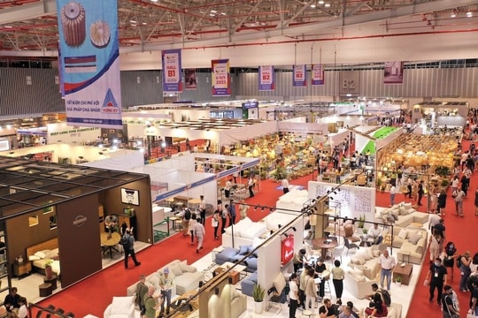 Bộ Công Thương đề xuất rút gọn quy mô Lễ bế mạc Hội chợ Mùa Thu 2025