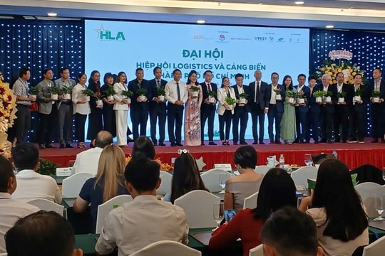 Đại hội Hiệp hội Logistics và Cảng biển TP.HCM nhiệm kỳ 2025 - 2030: Hướng tới phát triển chuyên nghiệp, bền vững và liên kết vùng hiệu quả Đại hội Hiệp hội Logistics và Cảng biển TP.HCM nhiệm kỳ 2025 - 2030: Hướng tới phát triển chuyên nghiệp, bền vững và liên kết vùng hiệu quả