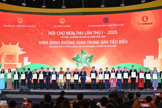 Bế mạc Hội chợ Mùa Thu 2025: Dấu ấn lan tỏa của thương hiệu Việt trên trường quốc tế