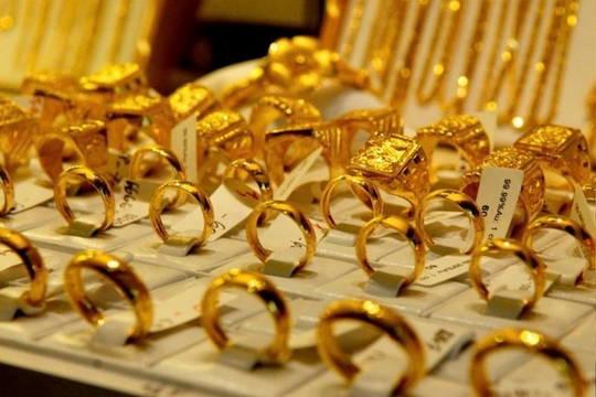 Vàng SJC và vàng nhẫn tiếp tục hạ nhiệt