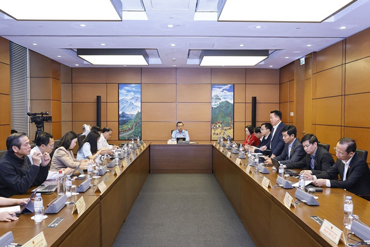 Hôm nay, Quốc hội tiếp tục thảo luận ở tổ về 6 dự án luật quan trọng