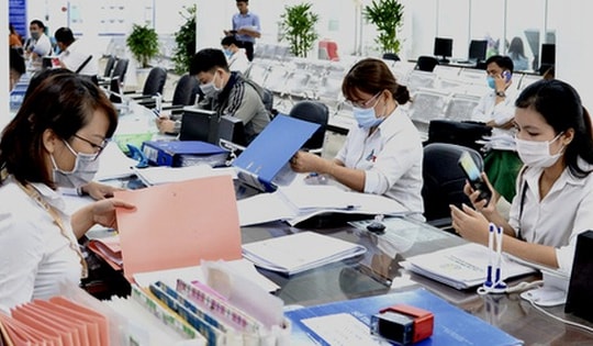 TP.HCM tinh gọn bộ máy, giải quyết chế độ cho hơn 6.300 cán bộ, công chức nghỉ việc