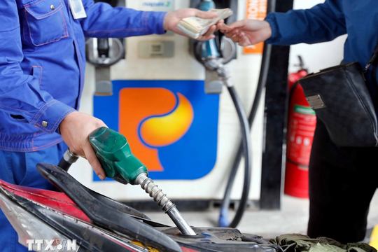 Ban hành Nghị quyết quy định mức thuế bảo vệ môi trường đối với xăng, dầu và mỡ nhờn