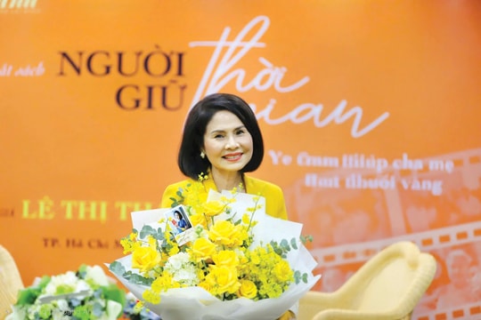 Viết về cha mẹ, gia đình: Hành trình trở về với bản nguyên của chính mình