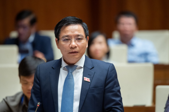 Bộ Tài chính tiếp tục rà soát, cắt giảm thủ tục và giấy phép kinh doanh không cần thiết