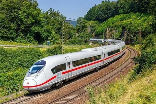 Khẩn trương bàn giao mặt bằng cho dự án đường sắt tốc độ cao Bắc - Nam đoạn qua Lâm Đồng