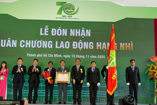 Trường Đại học Nông Lâm TP.HCM kỷ niệm 70 năm thành lập và đón nhận Huân chương Lao động hạng nhì