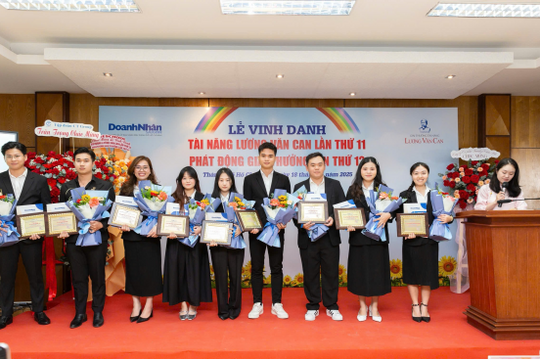 Giải thưởng Lương Văn Can lần thứ 11: Vinh danh 9 tài năng xuất sắc và khởi động mùa Giải lần thứ 12