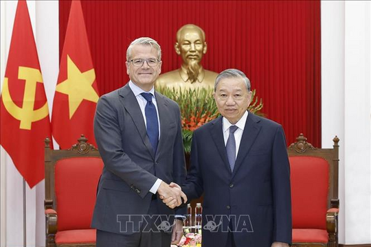 Việt Nam hoan nghênh Maersk mở rộng đầu tư vào hệ thống cảng biển và logistics