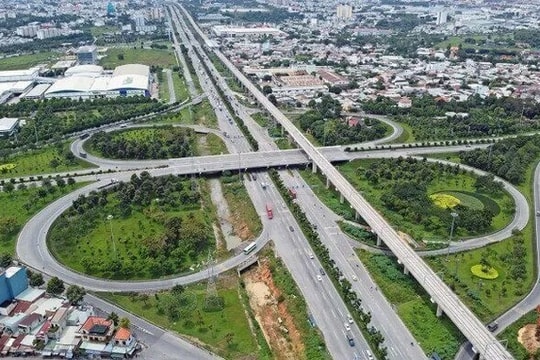 TP.HCM chuẩn bị khởi công 10 công trình trọng điểm chào mừng Đại hội XIV của Đảng