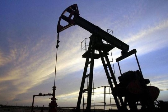 Giá dầu mất hơn 2% vì kỳ vọng hạ nhiệt xung đột Nga - Ukraine