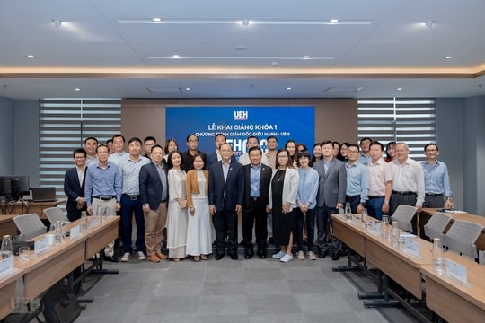 UEH khai giảng chương trình đào tạo Giám đốc điều hành (UEH CEO Program) khóa 01