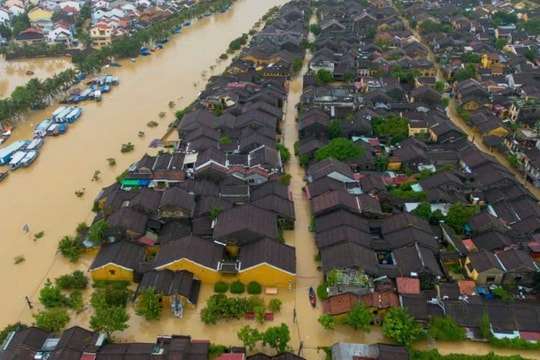 Hội Doanh nhân Sài Gòn triển khai hai chương trình hỗ trợ khẩn cấp đồng bào miền Trung