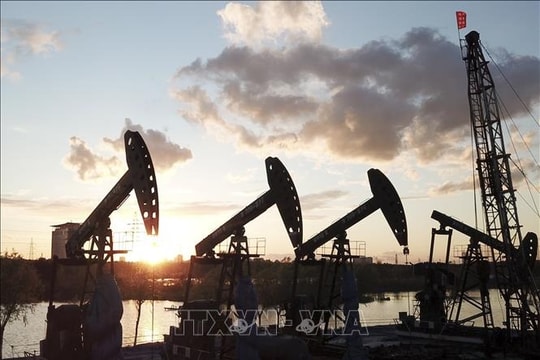 Giá dầu Brent duy trì đà tăng giữa bất ổn địa chính trị