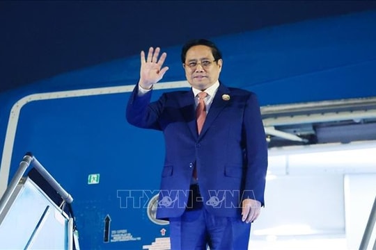 Thủ tướng Phạm Minh Chính trở về Hà Nội, kết thúc tốt đẹp chuyến công tác tại Lào