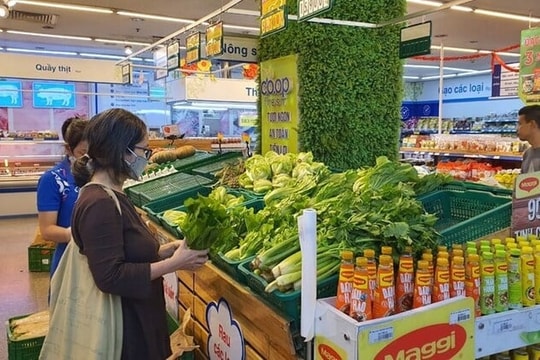 Giá thực phẩm tăng mạnh, CPI tháng 11 tăng 0,45%