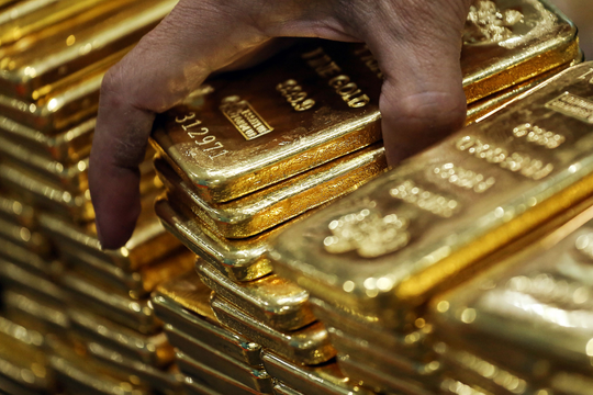 Thị trường vàng châu Á trầm lắng trước quyết định lãi suất của Fed