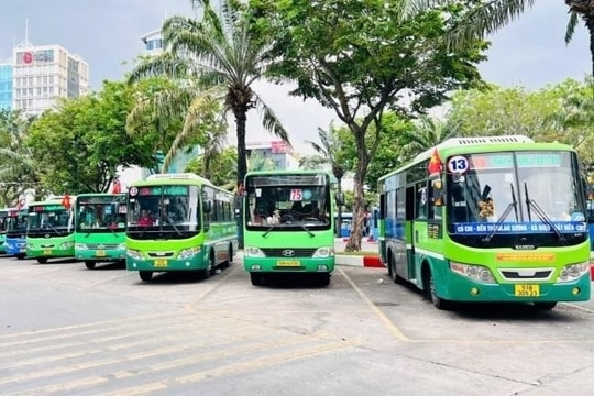 Từ 2026, TP.HCM điều chỉnh giá vé xe buýt và áp dụng vé chung xe buýt - metro