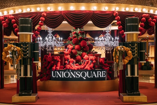 Làng Giáng Sinh lần đầu tiên thực hiện dưới ga Metro