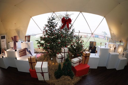 Đa dạng hoạt động trải nghiệm lễ hội Giáng sinh tại Dinh Độc lập