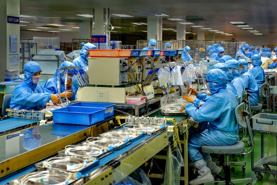 Việt Nam 40 năm sau đổi mới: Kinh tế TP.HCM, từ xé rào đến công cuộc đổi mới (Bài 1)