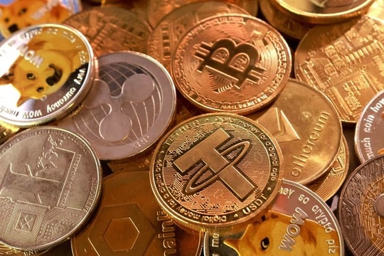 Làn sóng đầu tư bitcoin gặp thử thách khi giá lao dốc
