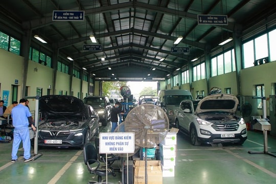 Từ 20/1/2026, ô tô không đạt kiểm định phải trả thêm phí khi kiểm định lại
