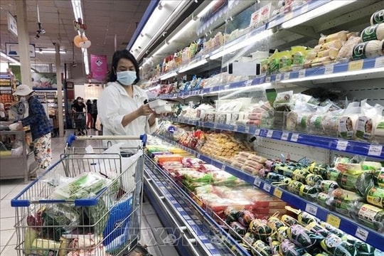 Bộ Y tế đề xuất tăng cường tiền kiểm, hậu kiểm với thực phẩm nguy cơ cao