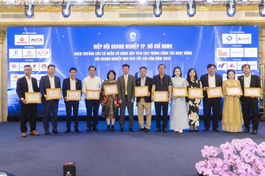 Hội Doanh nghiệp Tây Sài Gòn tổng kết hoạt động năm 2025: “Dấu Ấn Hành Trình - Định Vị Tương Lai”