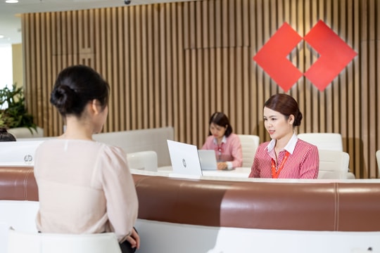 Techcombank báo lãi trước thuế 32,5 nghìn tỷ đồng năm 2025