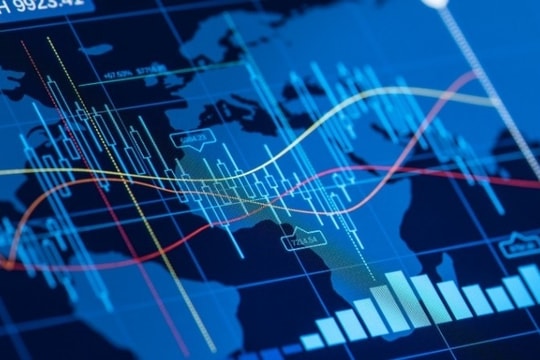 Nhóm dầu khí bứt phá ngược dòng, VN-Index tiếp tục điều chỉnh