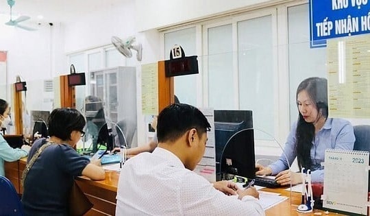 Bộ Nội vụ công bố loạt thủ tục mới về bảo hiểm thất nghiệp