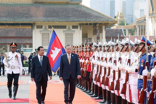 Lễ đón trọng thể Tổng Bí thư Tô Lâm thăm cấp Nhà nước tới Vương quốc Campuchia