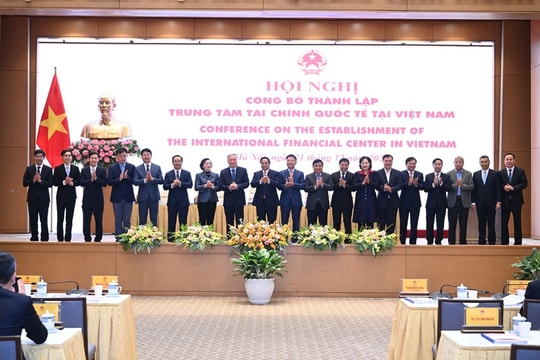 Ban hành Quy chế làm việc của Hội đồng điều hành Trung tâm Tài chính quốc tế tại Việt Nam