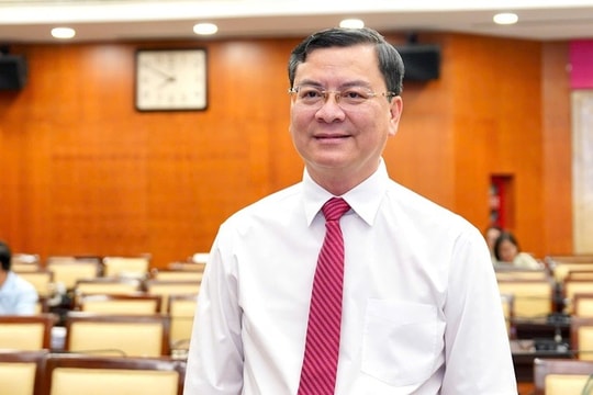 Phó Chủ tịch UBND TP.HCM Nguyễn Công Vinh được giao phụ trách thêm các lĩnh vực kinh tế trọng điểm