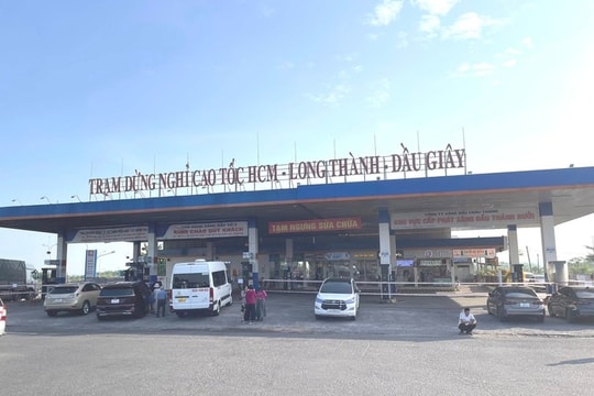 Đồng Nai đề nghị TP.HCM và Lâm Đồng hỗ trợ cung ứng xăng dầu cho cao tốc