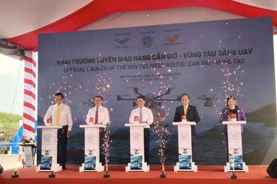 TP.HCM chính thức vận hành tuyến bưu chính UAV vượt biển Cần Giờ - Vũng Tàu