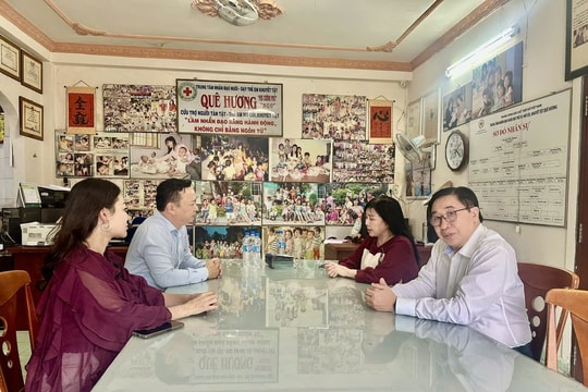 CLB Doanh nhân họ Ngô TP.HCM thăm và tặng quà Tết tại Trung tâm Nhân đạo Quê Hương