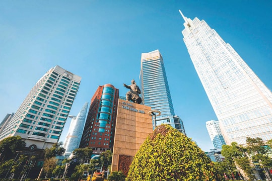 TP.HCM - Ngành nào dẫn dắt tăng trưởng? (Bài 1)